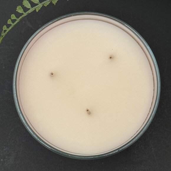 BBW Strawberry Snowflakes Bath & Body Works 3 Wick Candle Year 2024 Edition - Picture 7 of 10